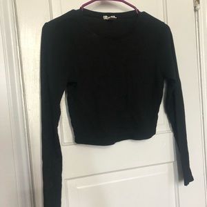 Long sleeve crop top